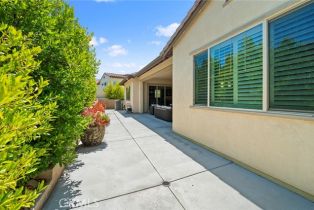 Single Family Residence, 11657 Ambling way, Corona, CA 92883 - 39