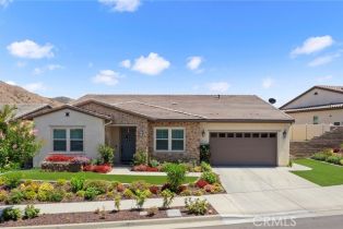 Single Family Residence, 11657 Ambling way, Corona, CA 92883 - 4