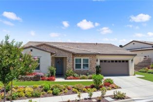 Single Family Residence, 11657 Ambling way, Corona, CA 92883 - 5