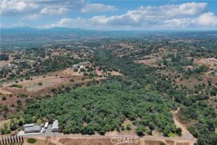 Single Family Residence, 2501 Via Rancheros way, Fallbrook, CA 92028 - 10