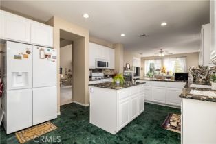 Single Family Residence, 39431 Domaine Michael dr, Murrieta, CA 92563 - 16