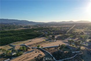 , 39682 Via Cacho, Temecula, CA 92592 - 69