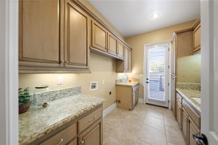 Single Family Residence, 42125 Hacienda dr, Murrieta, CA 92562 - 34