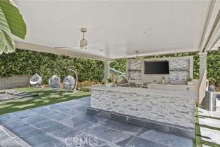 Single Family Residence, 875 Encanto st, Corona, CA 92881 - 46