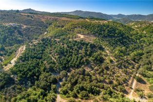 Land, 0 Circle R DR, CA  , CA 92082