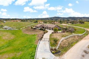 Single Family Residence, 39470 Calle Anita, Temecula, CA 92592 - 5