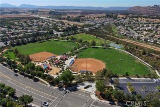 Single Family Residence, 35063 Indian Grass dr, Murrieta, CA 92563 - 10