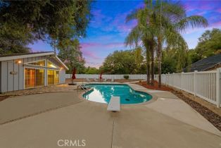 Single Family Residence, 37215 Avenida La Cresta, Murrieta, CA 92562 - 65