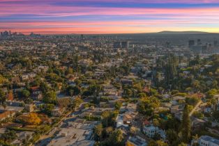 Apartment, 2440 Gower st, Hollywood , CA 90068 - 3