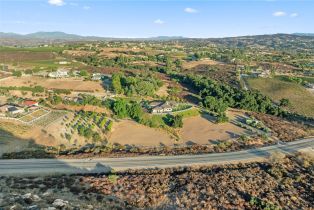 Single Family Residence, 38199 Gio cir, Temecula, CA 92592 - 61