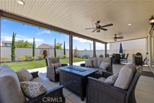 Single Family Residence, 34312 Bloomington dr, Murrieta, CA 92563 - 27