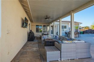 Single Family Residence, 41744 Mesquite ln, Murrieta, CA 92562 - 37