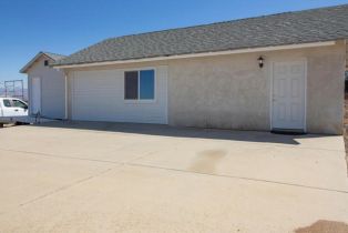 Single Family Residence, 39330 Gray Squirrel rd, Temecula, CA 92592 - 34