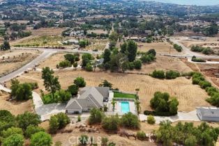 Single Family Residence, 39423 Kapalua way, Temecula, CA 92592 - 2