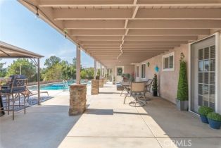 Single Family Residence, 33135 Vino way, Temecula, CA 92591 - 20