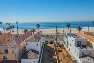 , 2112 Pacific Coast Highway, Huntington Beach, CA 92648 - 6