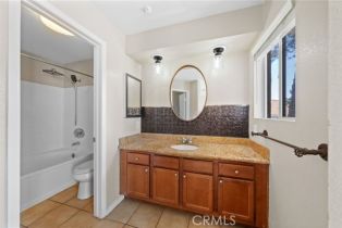 Condominium, 2040 Las Colinas cir, Corona, CA 92879 - 30