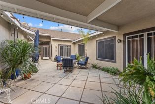 Single Family Residence, 1065 Summerplace ct, Corona, CA 92881 - 4