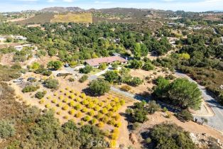 Single Family Residence, 18590 Hombre ln, Murrieta, CA 92562 - 4