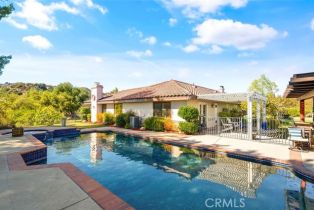 Single Family Residence, 18590 Hombre ln, Murrieta, CA 92562 - 44