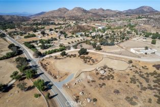 , 38662 Benton rd, Temecula, CA 92592 - 3