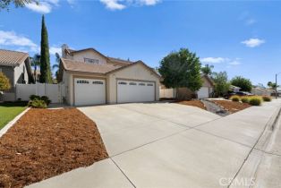 Single Family Residence, 39708 Candy Apple way, Murrieta, CA 92562 - 2