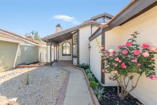 Single Family Residence, 30605 Hollyberry ln, Temecula, CA 92591 - 2