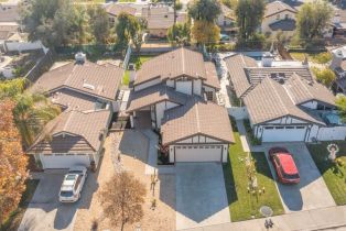 Single Family Residence, 30605 Hollyberry ln, Temecula, CA 92591 - 5