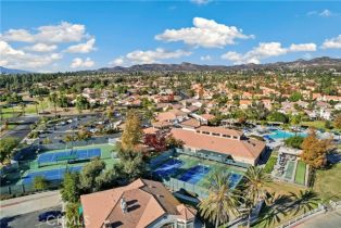 Single Family Residence, 40565 Corte Albara, Murrieta, CA 92562 - 16