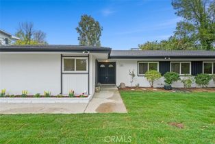 Single Family Residence, 5551 Valerie ave, Woodland Hills, CA 91367 - 4