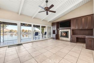 Condominium, 22106 Treasure Island, Canyon Lake, CA 92587 - 9