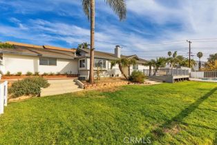 Single Family Residence, 19142 Consul ave, Corona, CA 92881 - 25