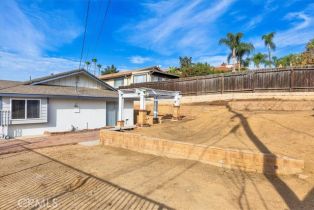 Single Family Residence, 19142 Consul ave, Corona, CA 92881 - 32