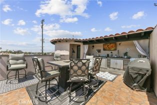 Single Family Residence, 300 Prospect ave, Redondo Beach, CA 90277 - 32