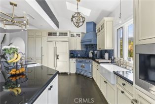 Single Family Residence, 300 Prospect ave, Redondo Beach, CA 90277 - 4