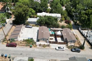 Residential Income, 9316 Thompson ave, Chatsworth, CA 91311 - 7