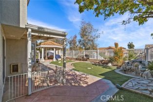 Single Family Residence, 2381 Pepperwood ln, Corona, CA 92882 - 34