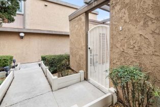 Condominium, 2700 Brea blvd, Fullerton, CA 92835 - 2