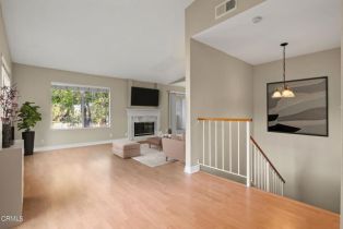 Condominium, 2722 Antonio dr, Camarillo, CA 93010 - 4