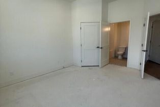 Condominium, 2218 Main st, Ventura, CA 93001 - 4