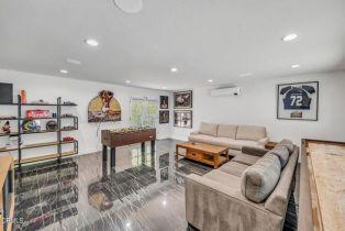 Single Family Residence, 3831 Sepulveda, Sherman Oaks, CA 91403 - 31