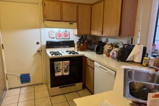 Condominium, 256 Blackfoot ln, Ventura, CA 93001 - 3