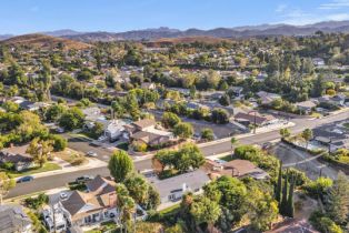 Single Family Residence, 2109 Young Ave ave, Thousand Oaks, CA 91360 - 41