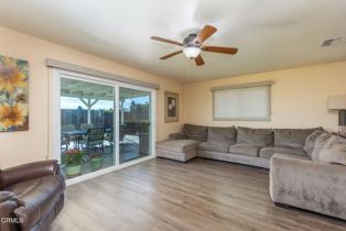 Single Family Residence, 8802 Neath st, Ventura, CA 93004 - 7