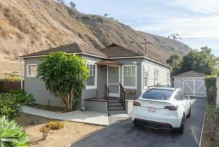 Single Family Residence, 342  E Lewis ST, Ventura, CA  Ventura, CA 93001