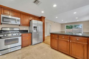 Single Family Residence, 2209 Ascot pl, Camarillo, CA 93010 - 18