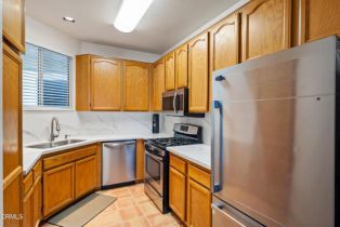 Condominium, 2913 Antonio dr, Camarillo, CA 93010 - 2