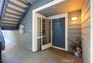 Condominium, 20191 Sealpoint ln, Huntington Beach, CA 92646 - 4