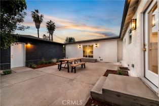 Single Family Residence, 5617 Cedros ave, Sherman Oaks, CA 91411 - 27