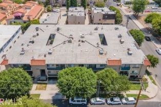 Condominium, 14560 Clark st, Sherman Oaks, CA 91411 - 3